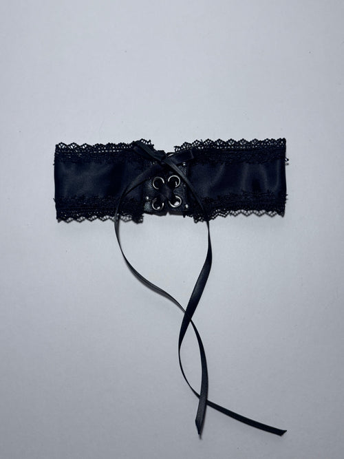 blacked out lace choker